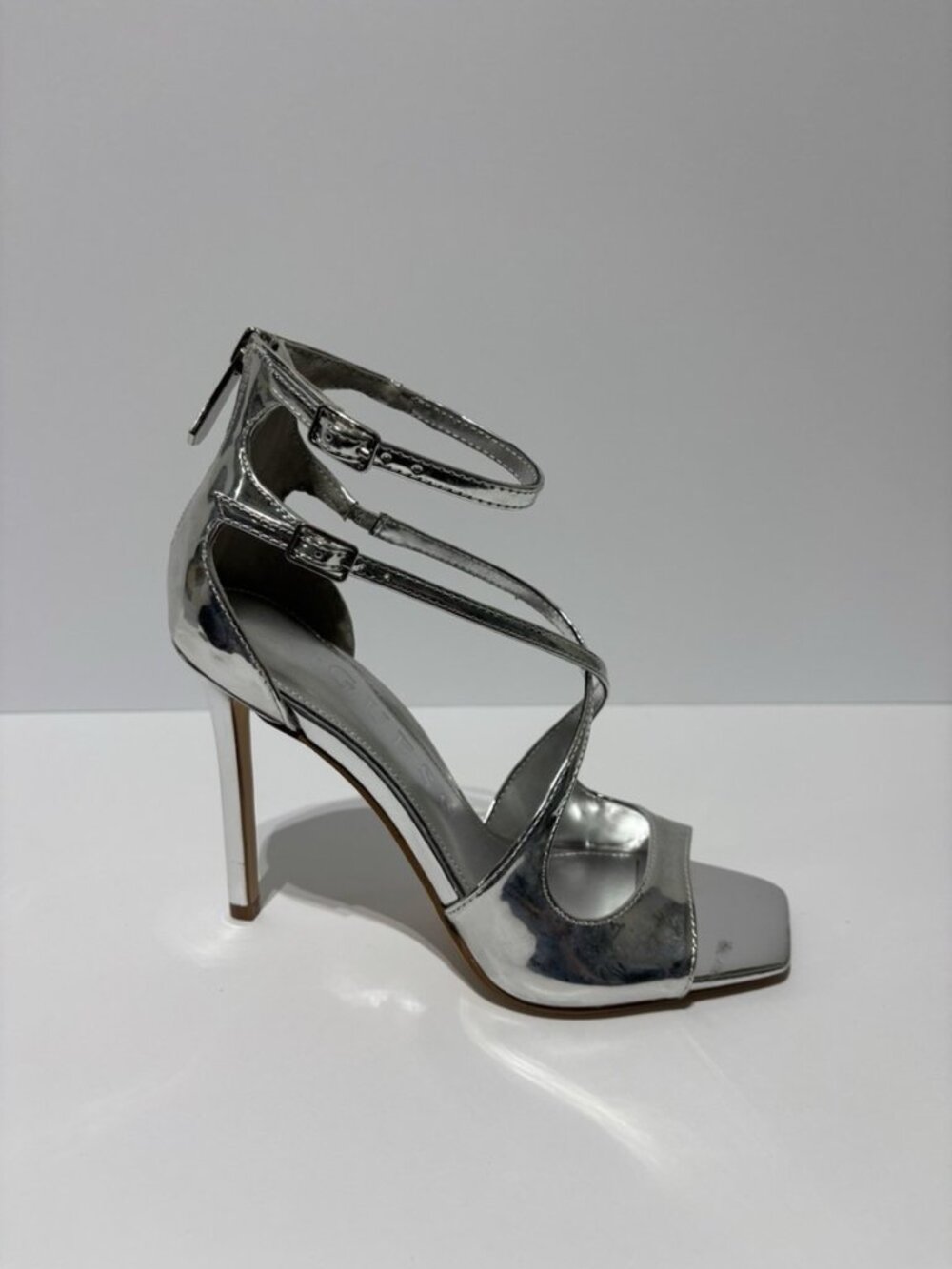 Guess Women’s Sella Silver Heeled Sandals, Size 7 M